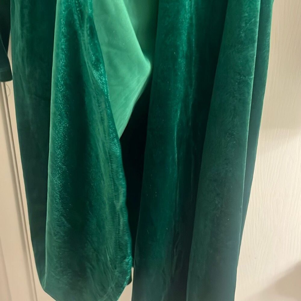 ✨Eloquii Green Velvet Mini Sz 22 Dress with Wrap Skirt✨ - Picture 8 of 9